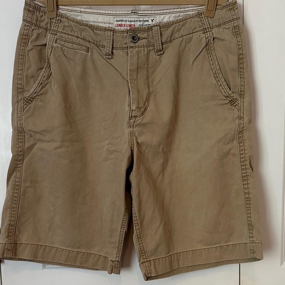 American Eagle Outfitters Men's Tan Flat Front Shorts